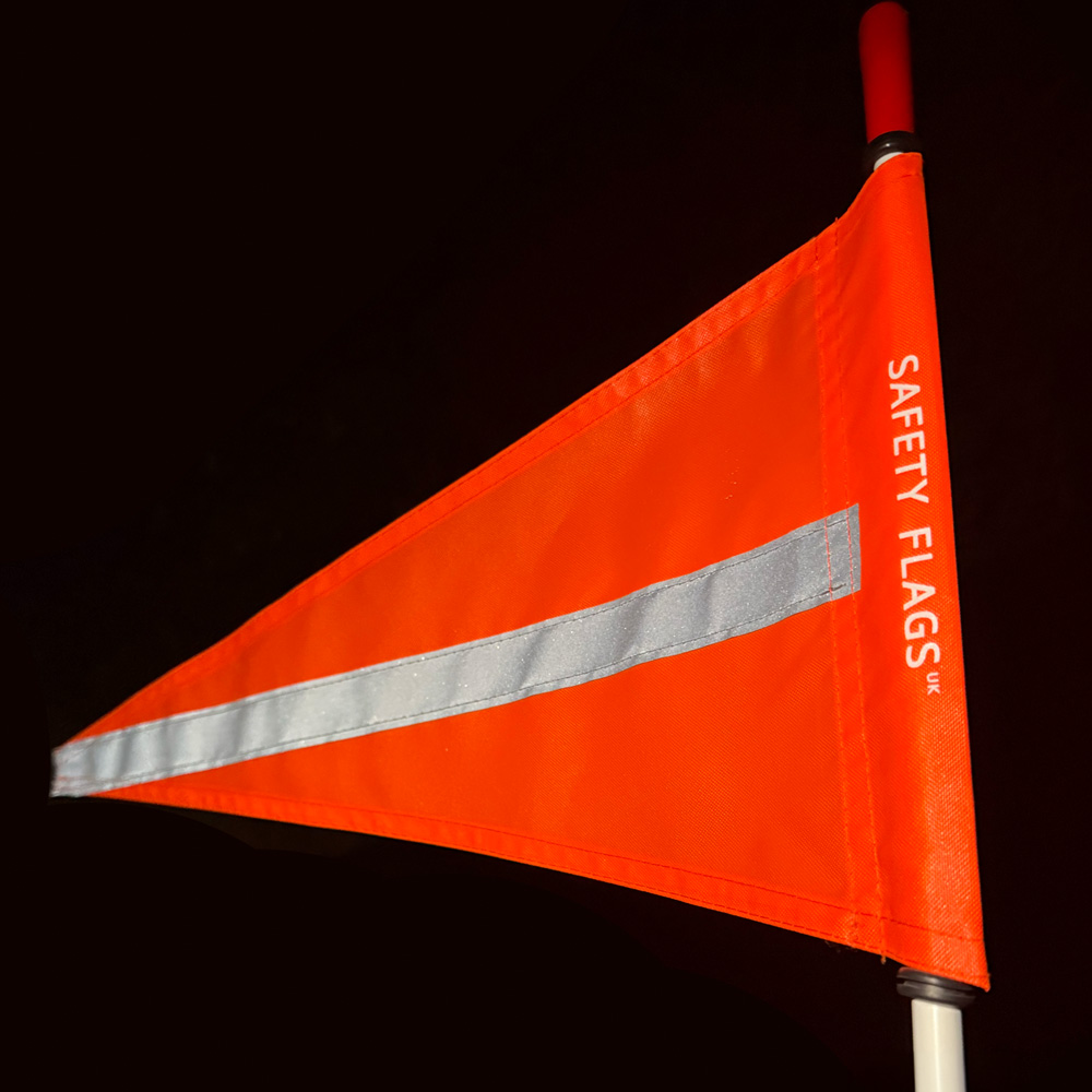 Safety Flag 5ft White Stick & Triple Mag Kit | Buggy Whip Triangle Orange Pennant Reflective Strip - Image 2